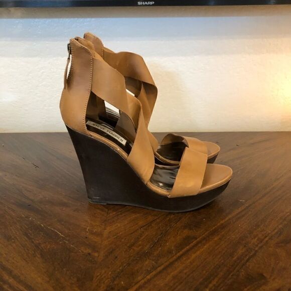Steve Madden tan wedges worn once - Picture 1 of 6
